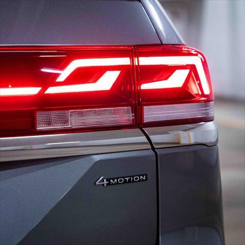 new 2025 Volkswagen Atlas car, priced at $48,696