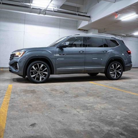 new 2025 Volkswagen Atlas car, priced at $48,696