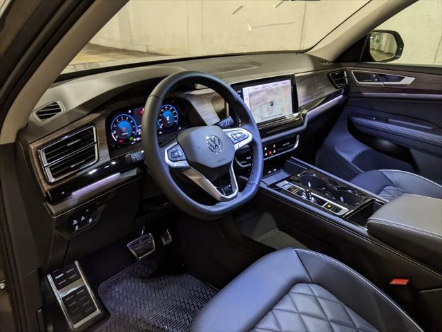 new 2025 Volkswagen Atlas car, priced at $48,696