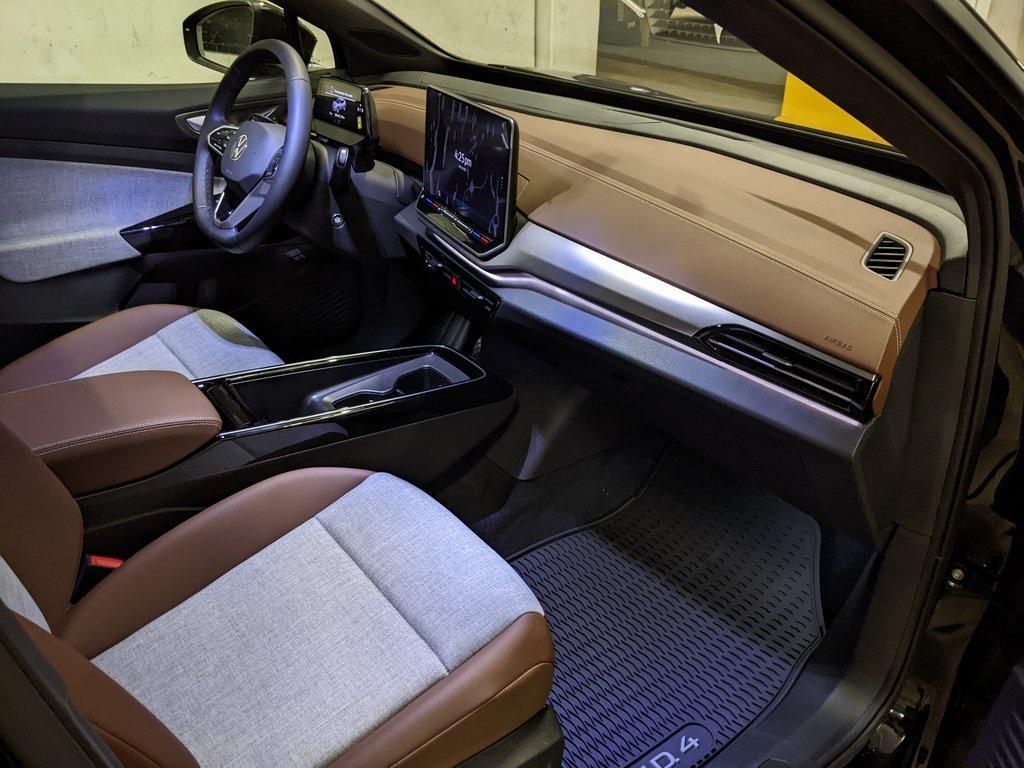 new 2025 Volkswagen ID.4 car, priced at $47,271