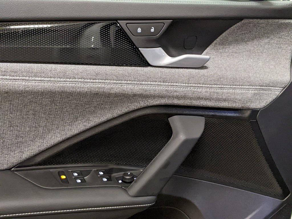 new 2025 Volkswagen Tiguan car, priced at $28,811