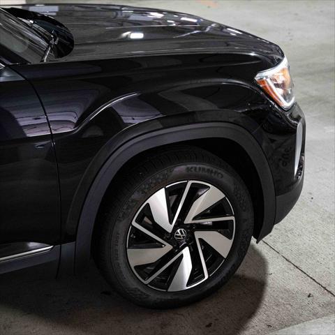 new 2025 Volkswagen Atlas car, priced at $46,961