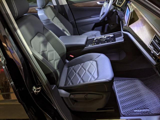 new 2025 Volkswagen Atlas car, priced at $42,487