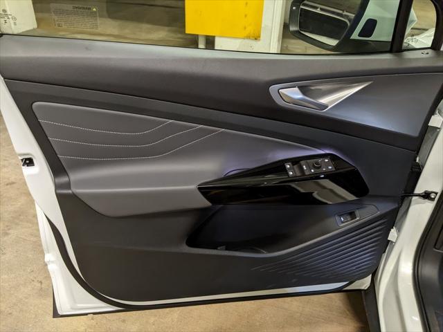new 2025 Volkswagen ID.4 car, priced at $51,716