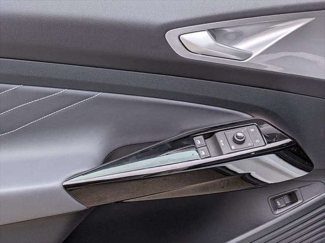 new 2025 Volkswagen ID.4 car, priced at $51,716