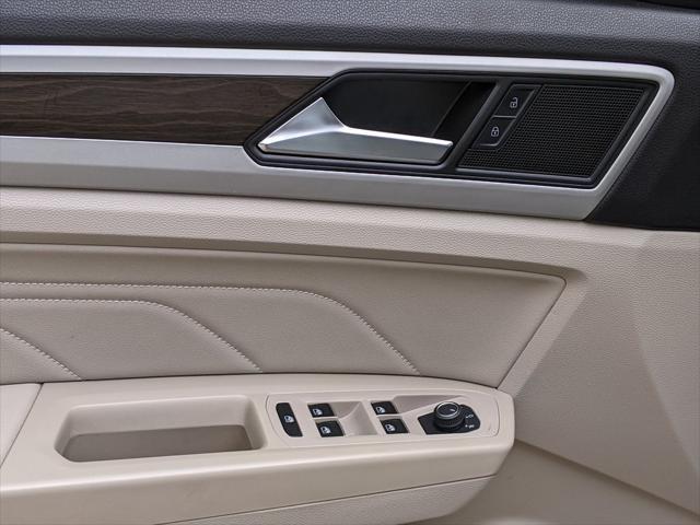 used 2021 Volkswagen Atlas car, priced at $26,000