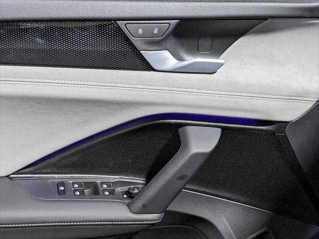 new 2025 Volkswagen Tiguan car, priced at $37,986