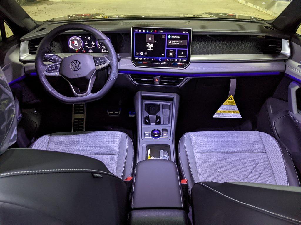 new 2025 Volkswagen Tiguan car, priced at $37,986