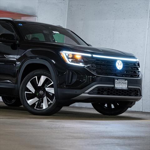 new 2024 Volkswagen Atlas Cross Sport car, priced at $41,901