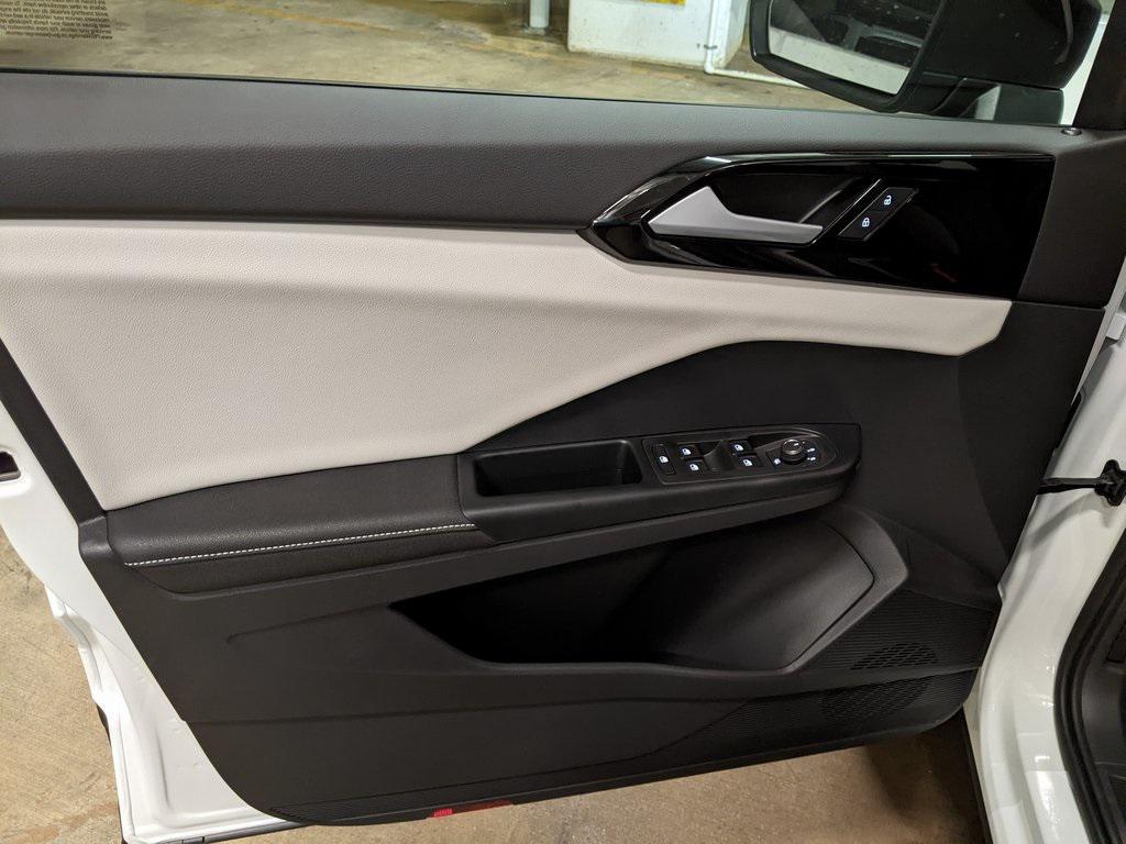 new 2025 Volkswagen Taos car, priced at $25,721