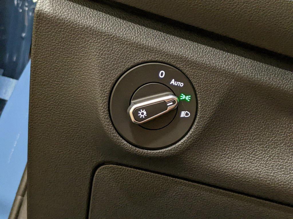 new 2025 Volkswagen Jetta car, priced at $25,026