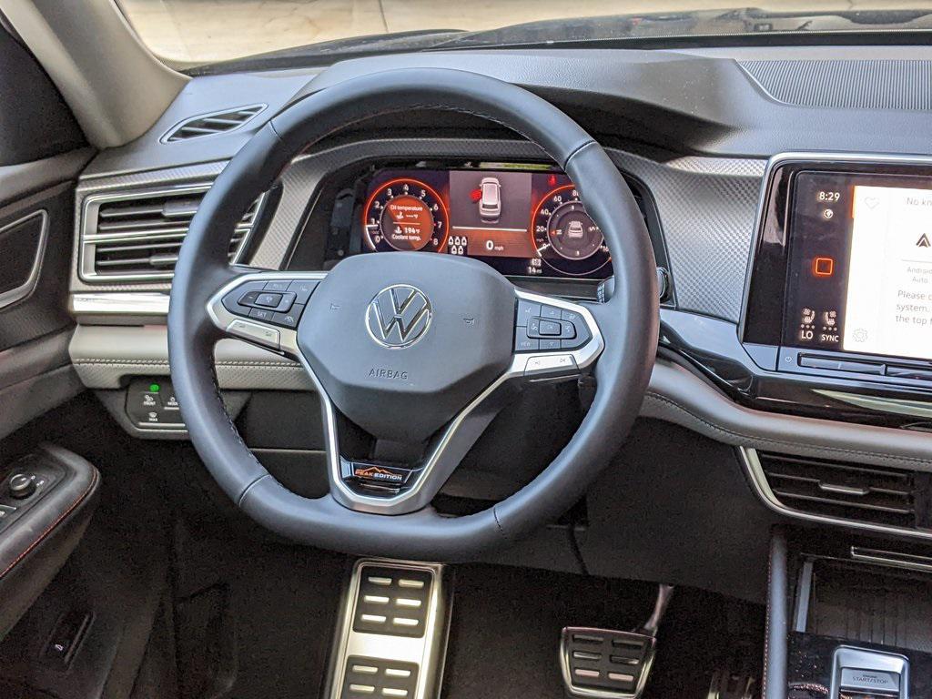 new 2025 Volkswagen Atlas car, priced at $41,146