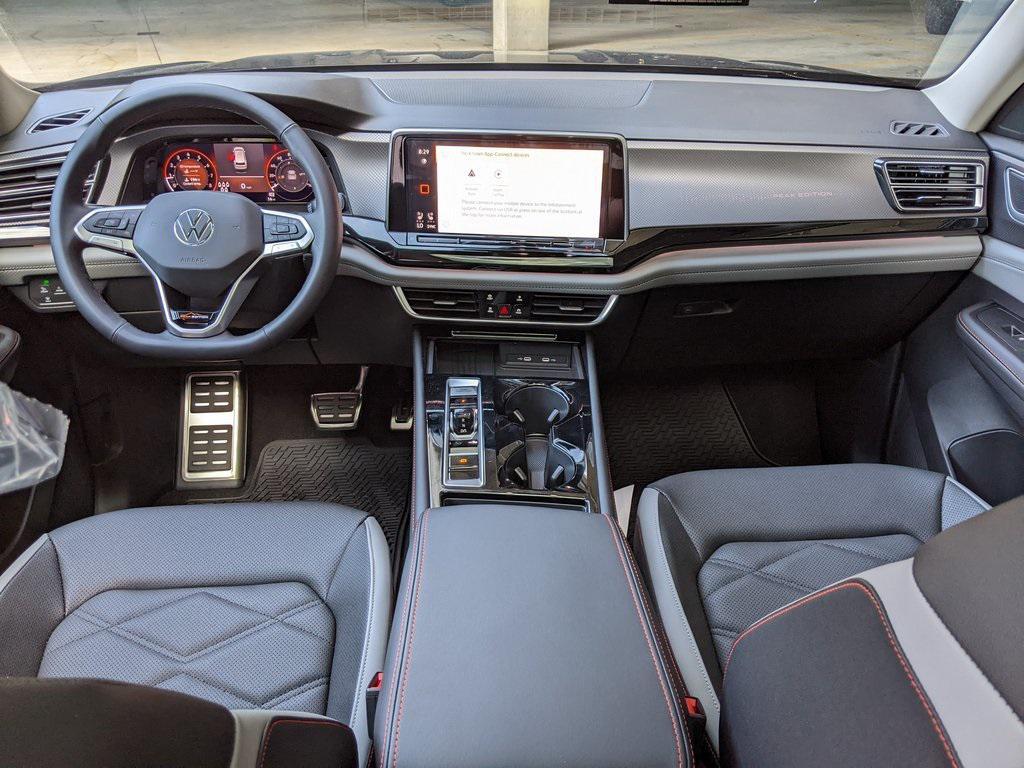 new 2025 Volkswagen Atlas car, priced at $41,146