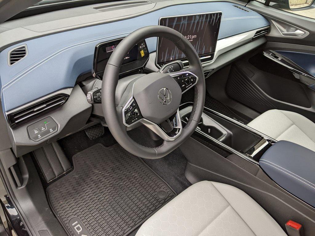new 2025 Volkswagen ID.4 car, priced at $48,066