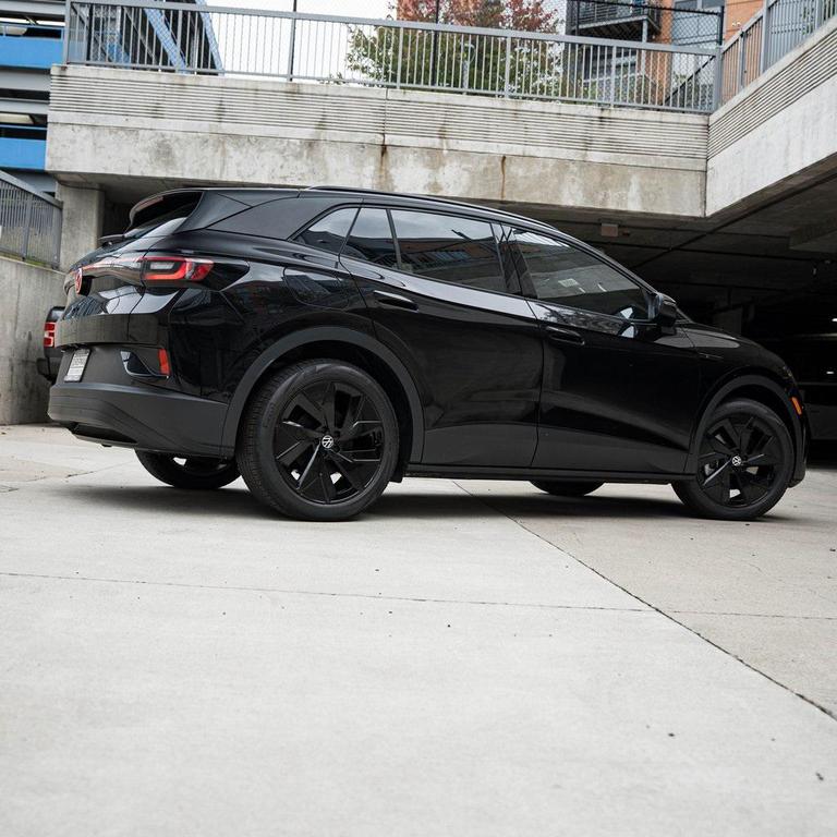 new 2025 Volkswagen ID.4 car, priced at $48,066