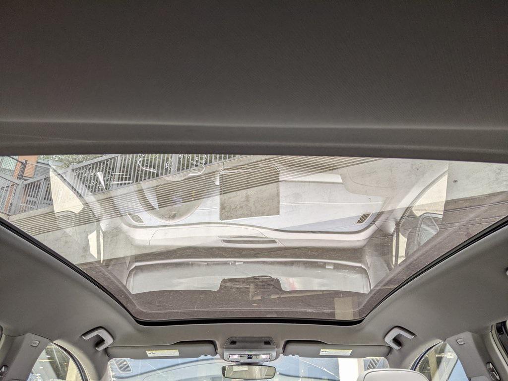 new 2025 Volkswagen ID.4 car, priced at $48,066