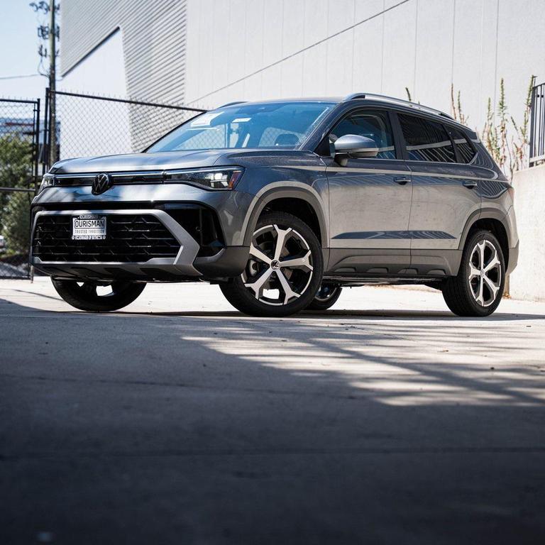 new 2025 Volkswagen Taos car, priced at $34,126