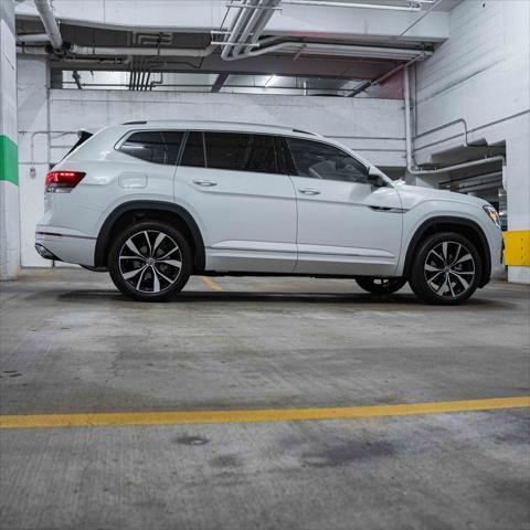 new 2025 Volkswagen Atlas car, priced at $49,551