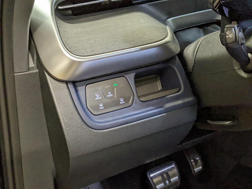 new 2025 Volkswagen ID. Buzz car, priced at $54,780