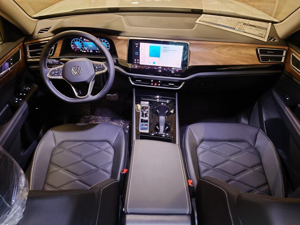 new 2025 Volkswagen Atlas car, priced at $41,552