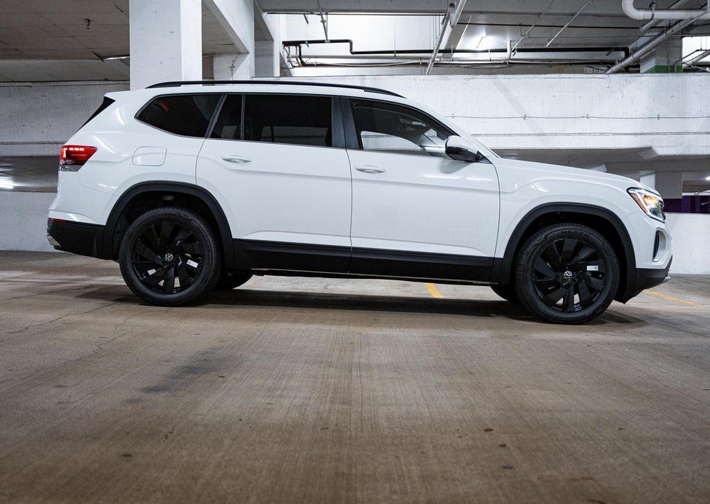 new 2025 Volkswagen Atlas car, priced at $41,552