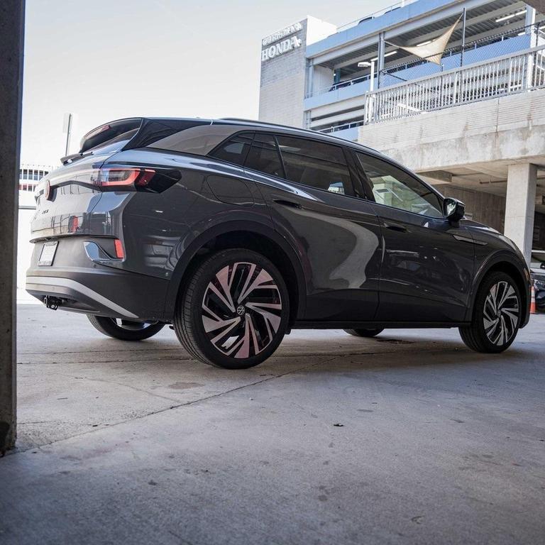 new 2025 Volkswagen ID.4 car, priced at $59,461