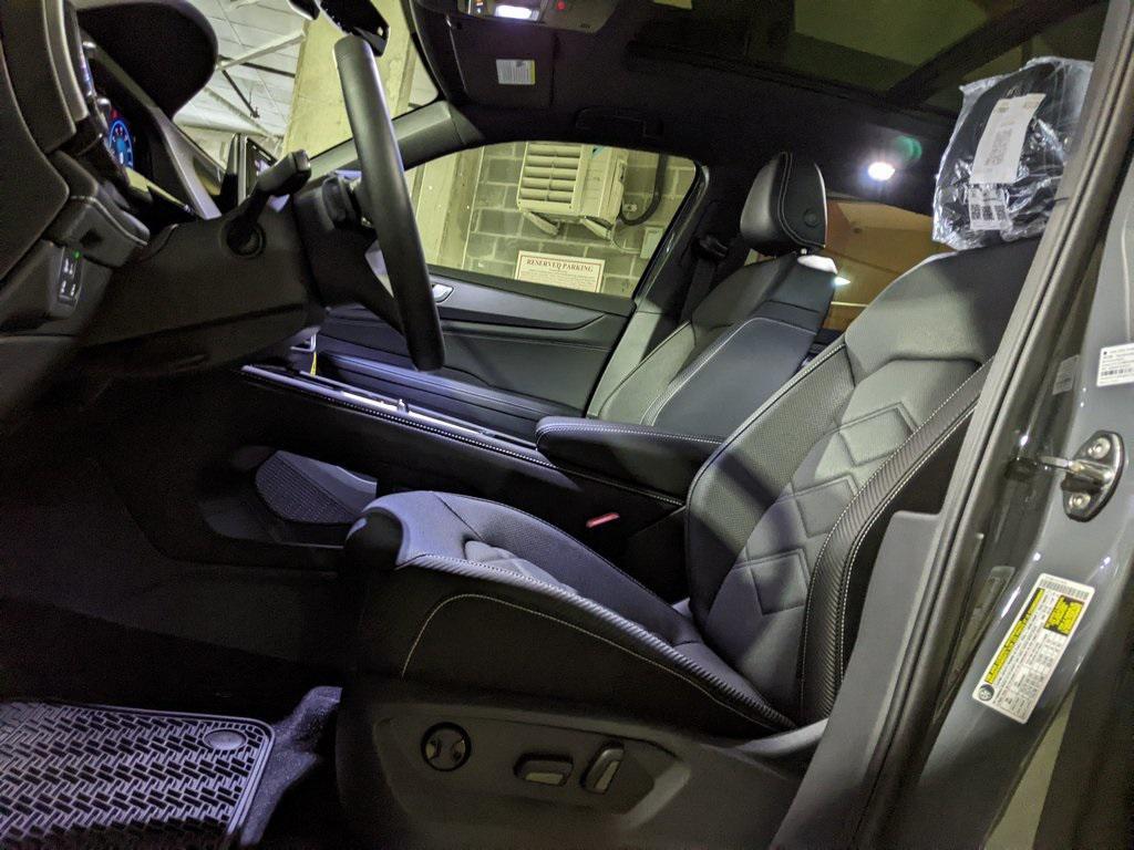 new 2026 Volkswagen Atlas Cross Sport car, priced at $49,201