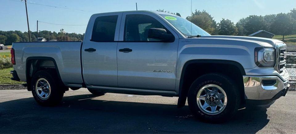 used 2016 GMC Sierra 1500 car, priced at $13,500