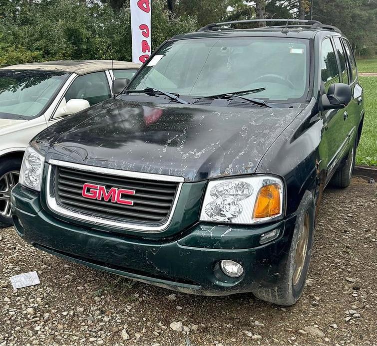 used 2004 GMC Envoy car, priced at $1,500