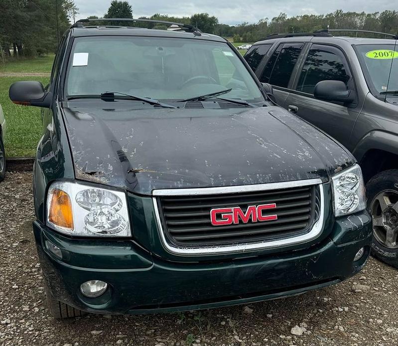 used 2004 GMC Envoy car, priced at $1,500