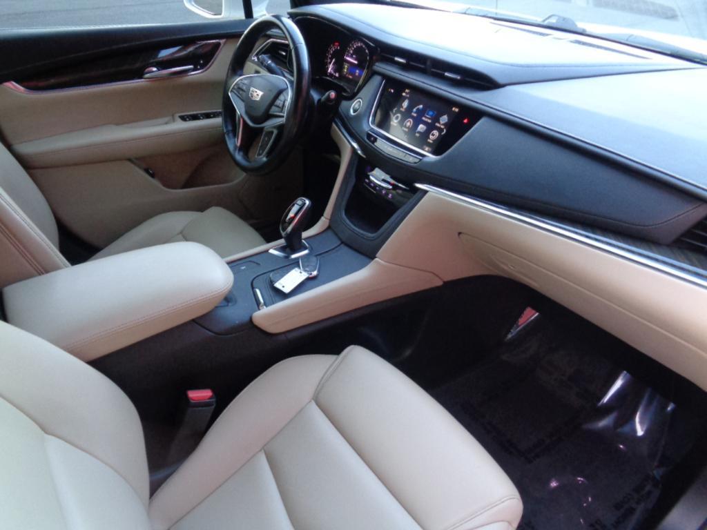 used 2018 Cadillac XT5 car, priced at $9,995