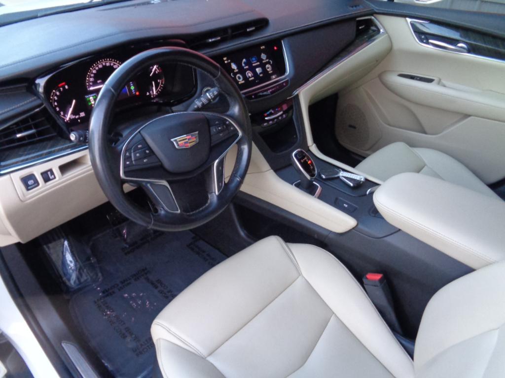 used 2018 Cadillac XT5 car, priced at $9,995