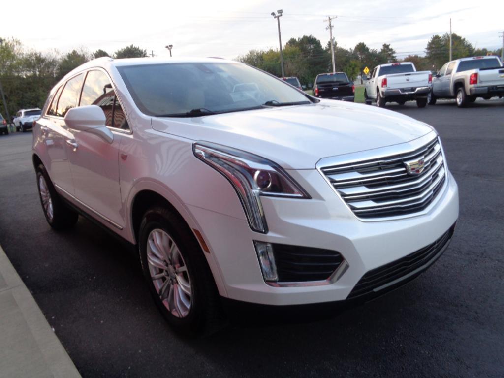 used 2018 Cadillac XT5 car, priced at $9,995