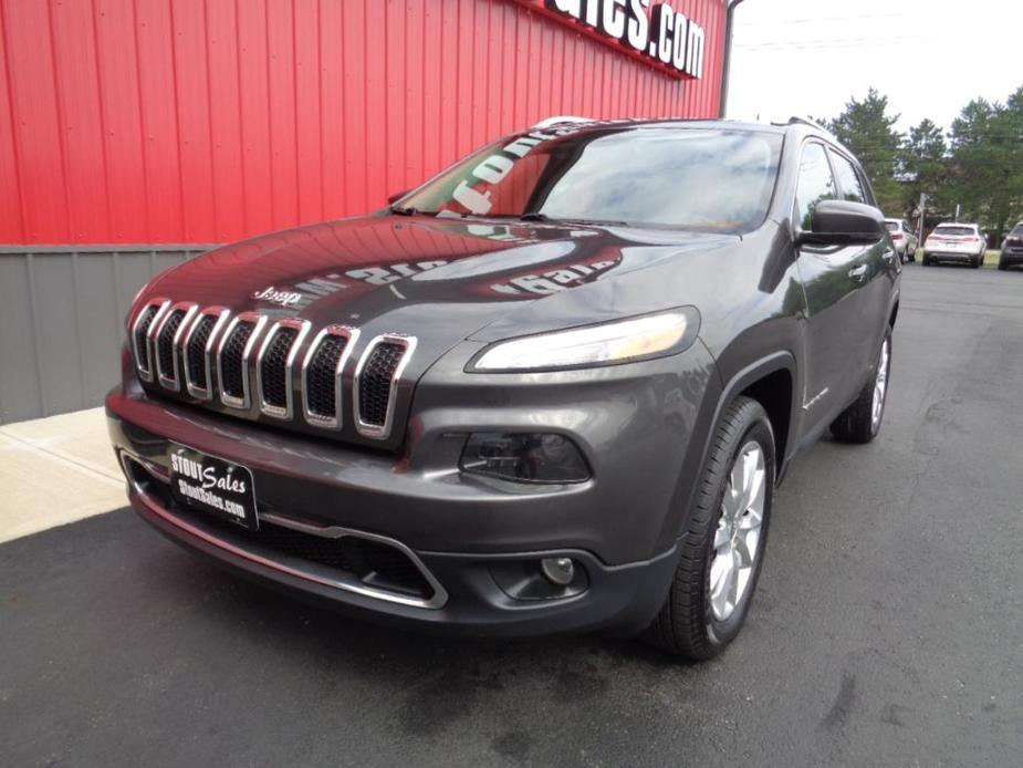 used 2016 Jeep Cherokee car, priced at $10,995