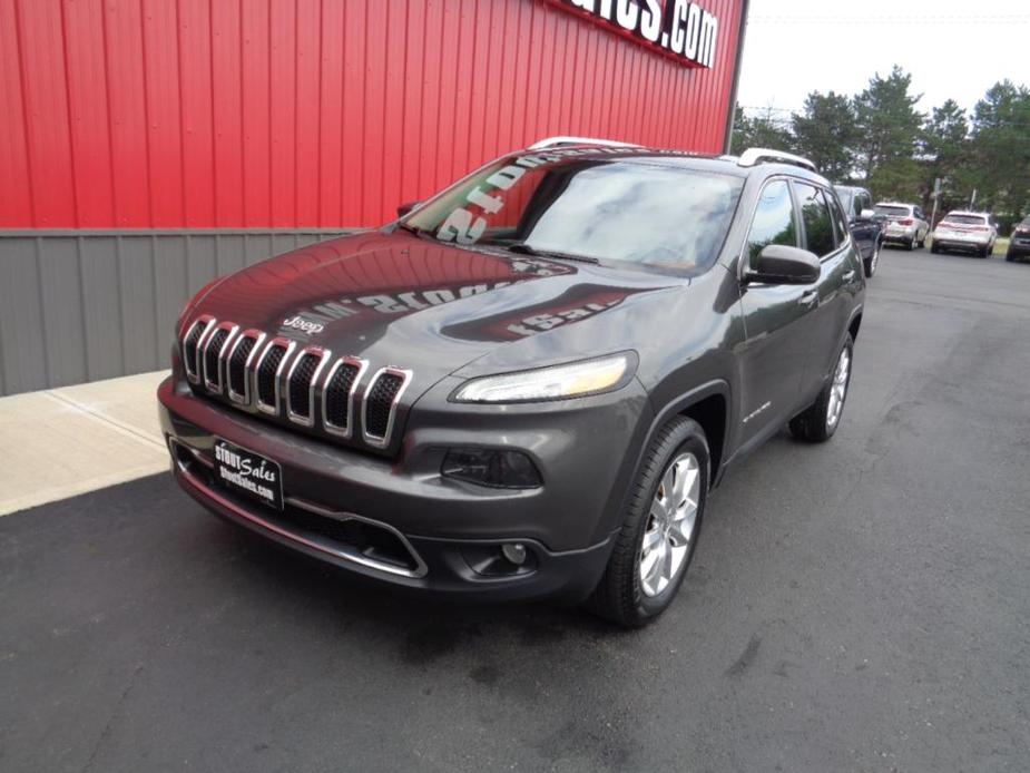 used 2016 Jeep Cherokee car, priced at $10,995