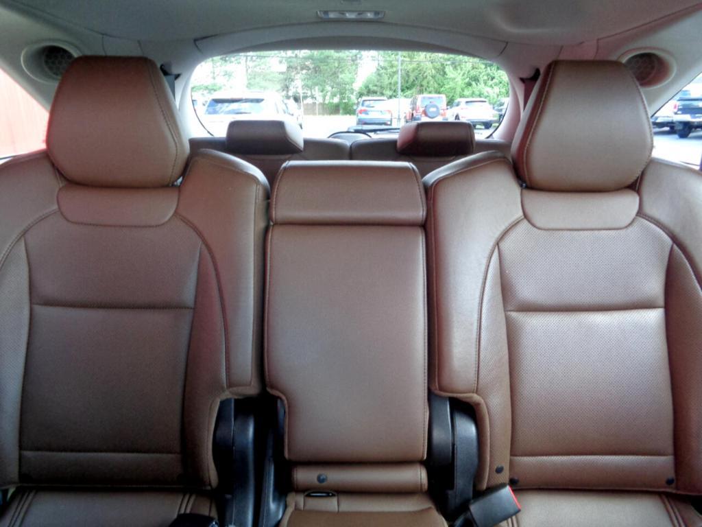 used 2019 Acura MDX car, priced at $18,995