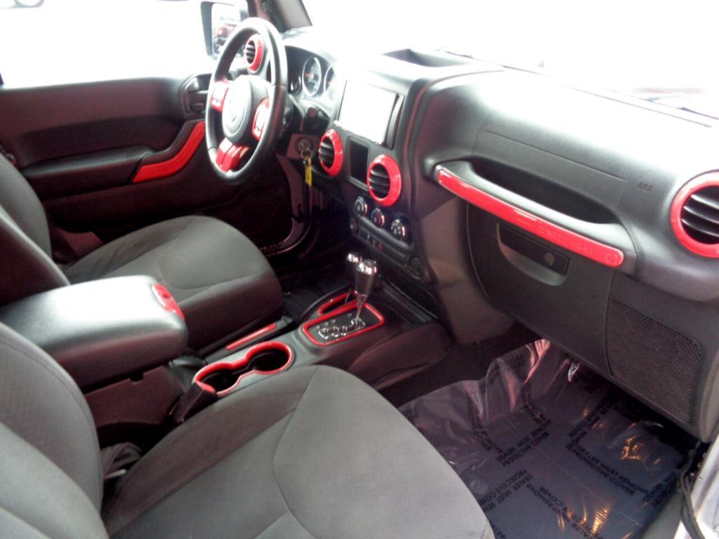 used 2016 Jeep Wrangler Unlimited car, priced at $11,995