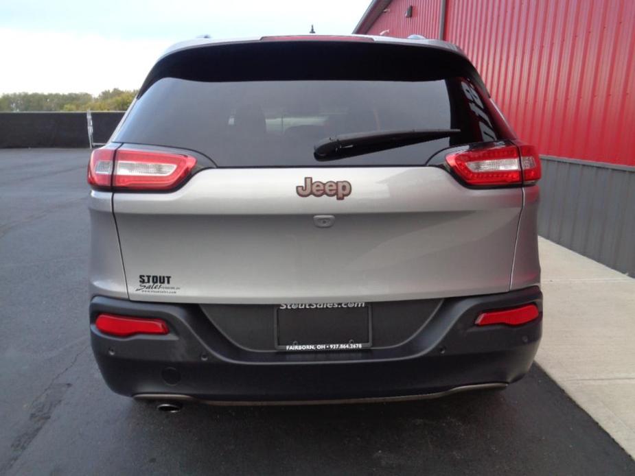 used 2016 Jeep Cherokee car, priced at $9,995