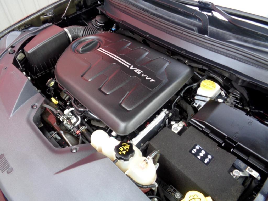 used 2019 Jeep Cherokee car, priced at $12,995