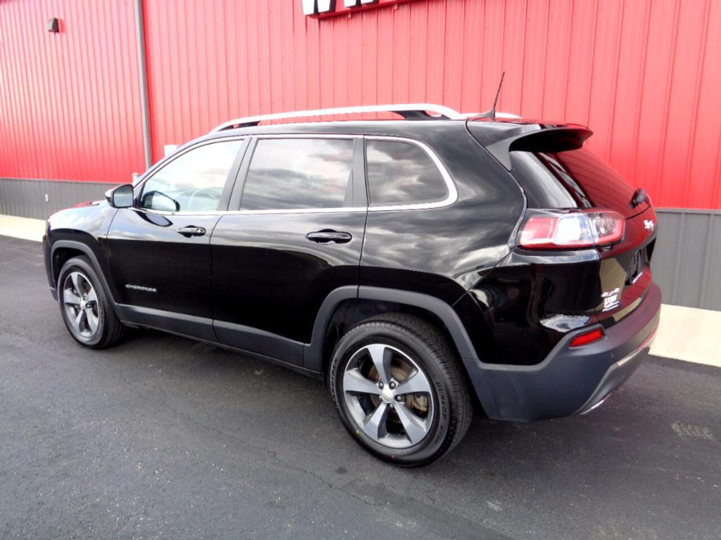 used 2019 Jeep Cherokee car, priced at $12,995