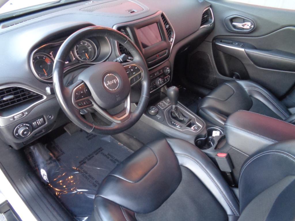 used 2019 Jeep Cherokee car, priced at $11,995