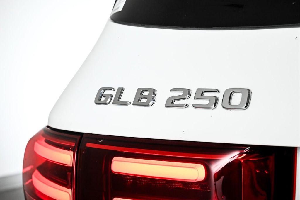 new 2026 Mercedes-Benz GLB 250 car, priced at $52,230