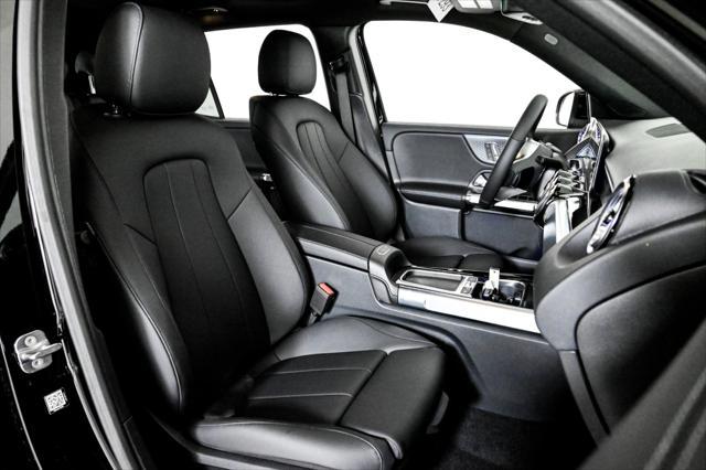 new 2025 Mercedes-Benz GLB 250 car, priced at $52,100