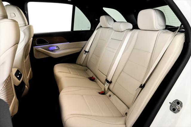 new 2025 Mercedes-Benz GLE 450 car, priced at $73,745