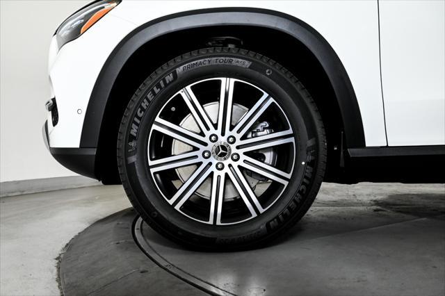 new 2025 Mercedes-Benz GLE 450 car, priced at $73,745