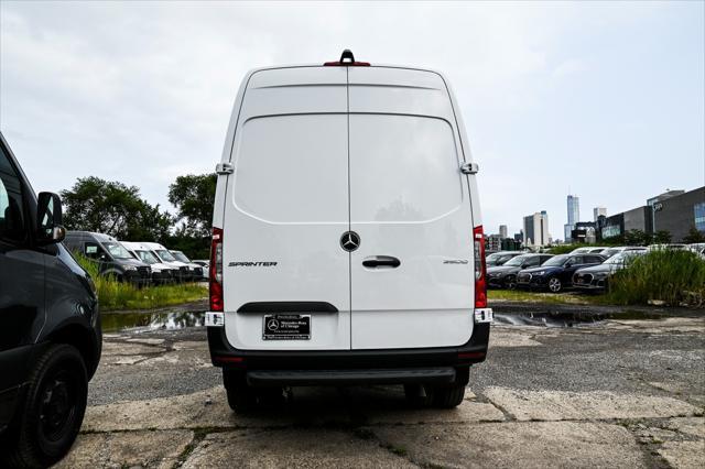 new 2024 Mercedes-Benz Sprinter 3500 car, priced at $67,253