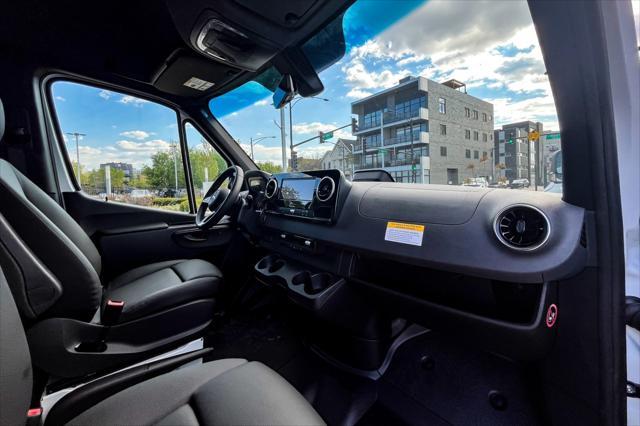 new 2025 Mercedes-Benz Sprinter 2500 car, priced at $76,109
