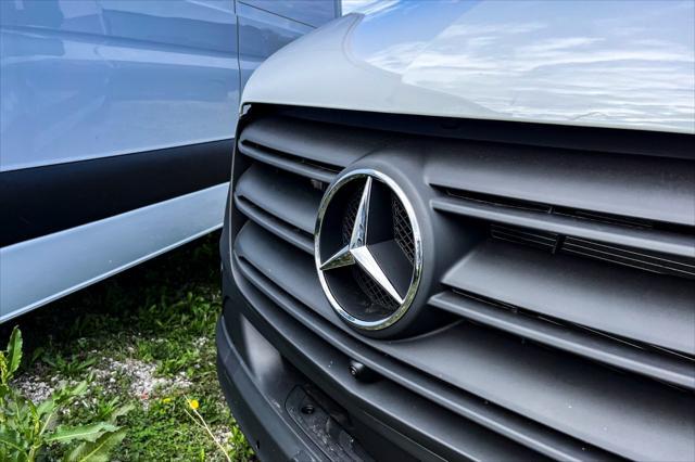 new 2025 Mercedes-Benz Sprinter 2500 car, priced at $76,109