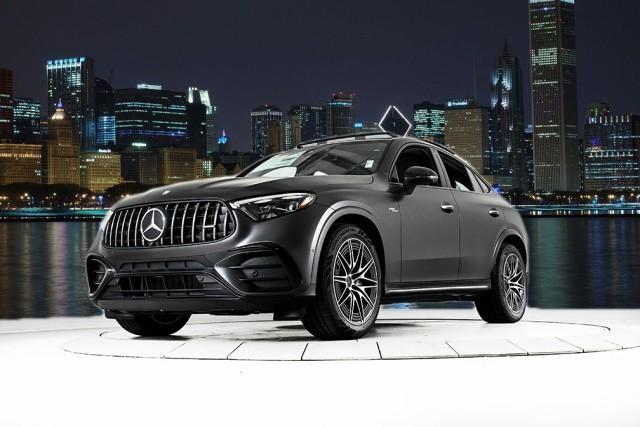 new 2024 Mercedes-Benz GLC 300 car, priced at $85,055