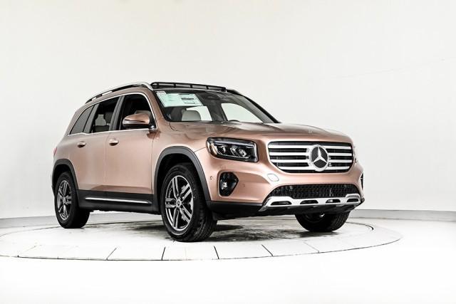 new 2024 Mercedes-Benz GLB 250 car, priced at $51,870